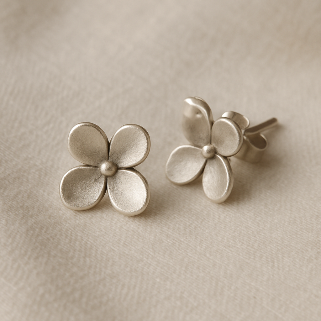 Petal Stud Set