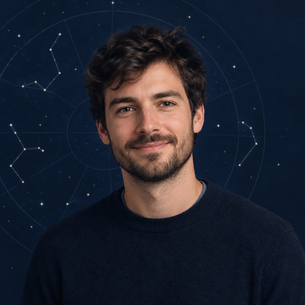 Portrait of Jonah Vale, volunteer astronomy club lead