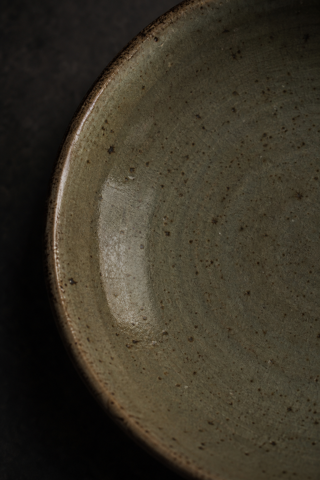 Antique Plate II surface detail