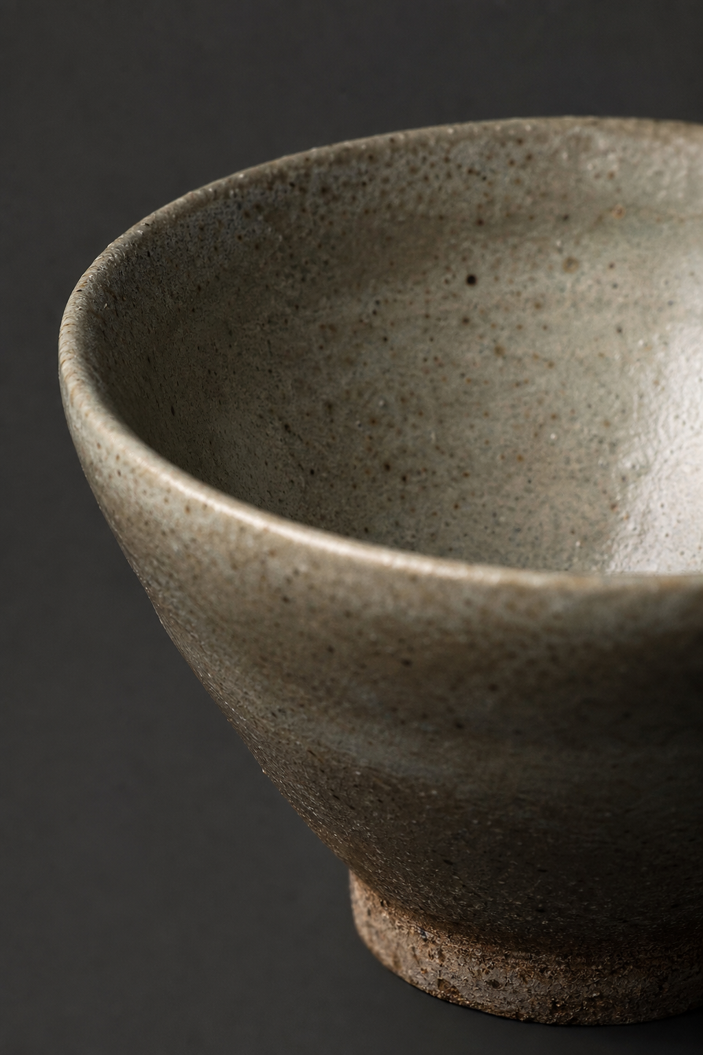 Unique Bowl I glaze close-up