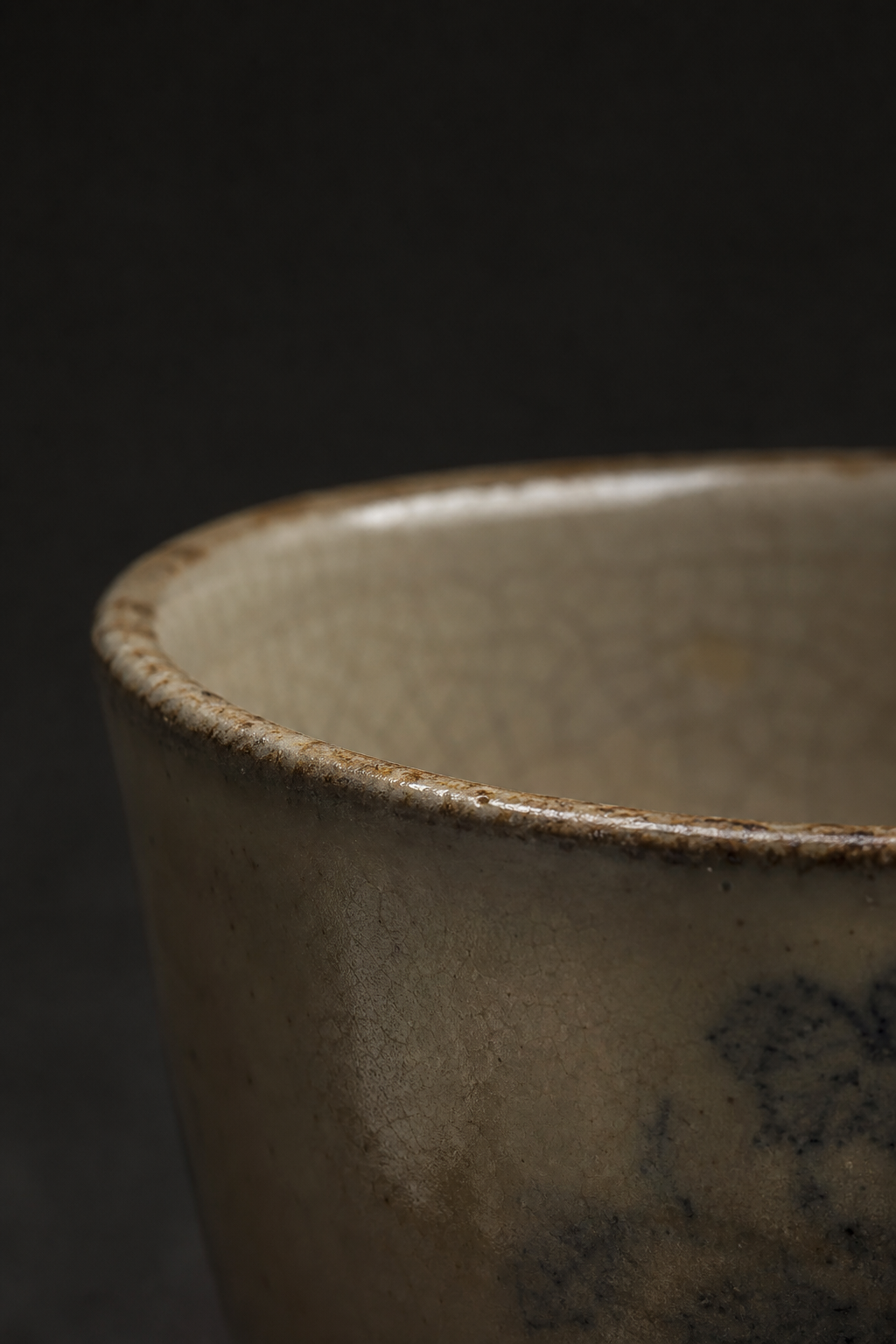 Antique Teacup II rim detail