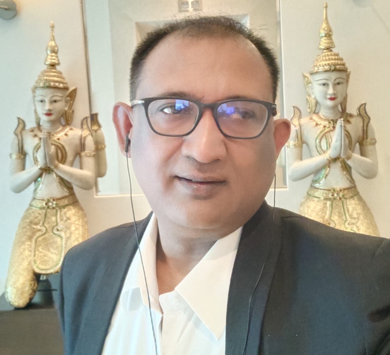 CEO of Cure Link Global