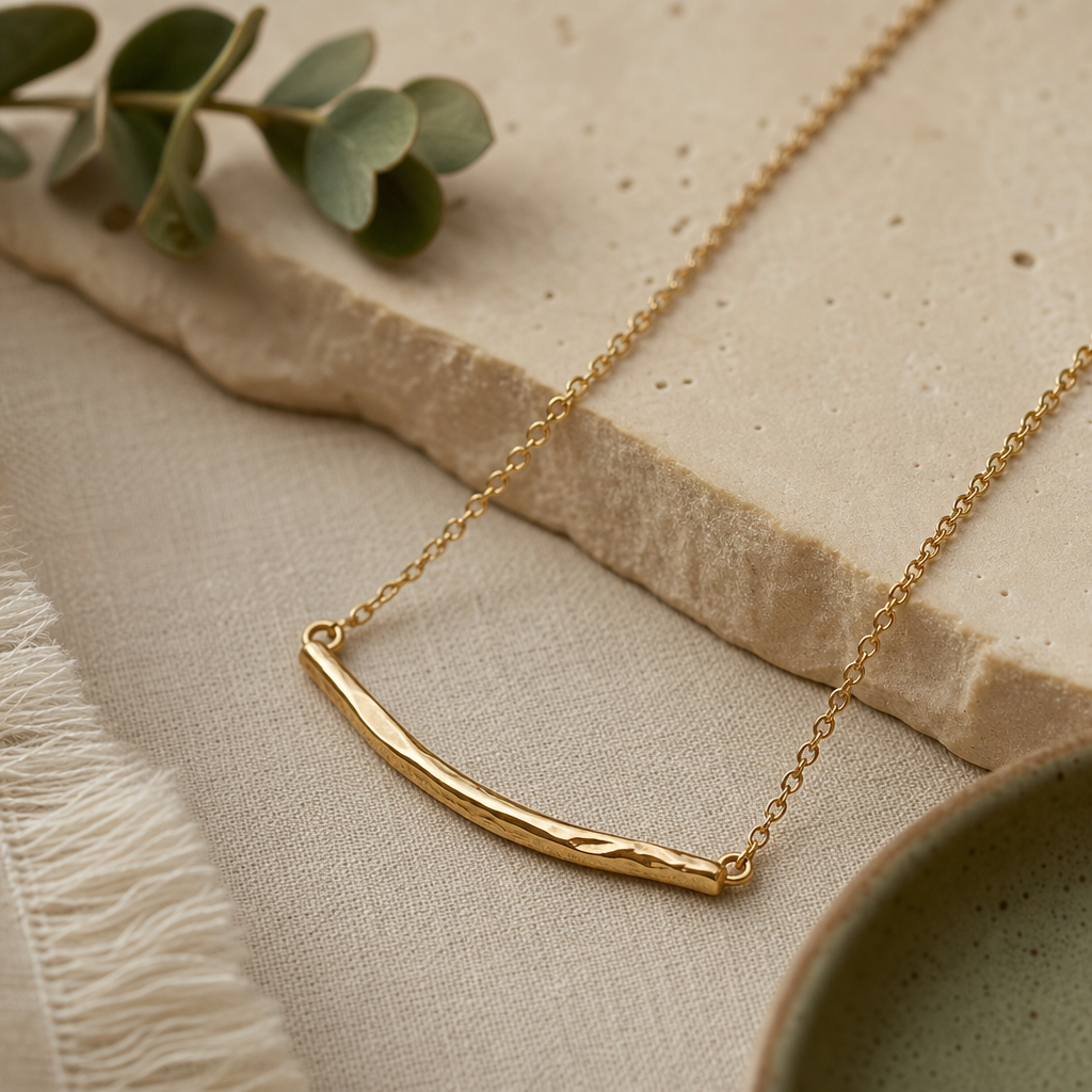 Contour Bar Necklace detail photo