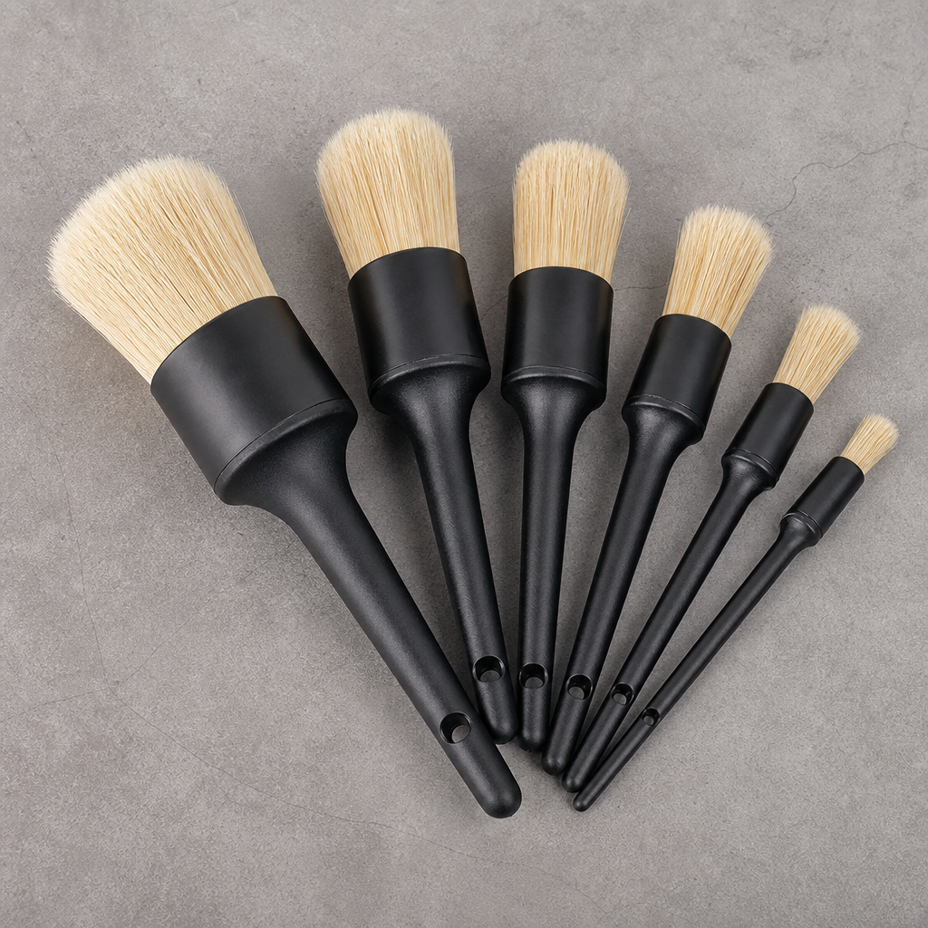 Set of detailing brushes with black handles and soft bristles