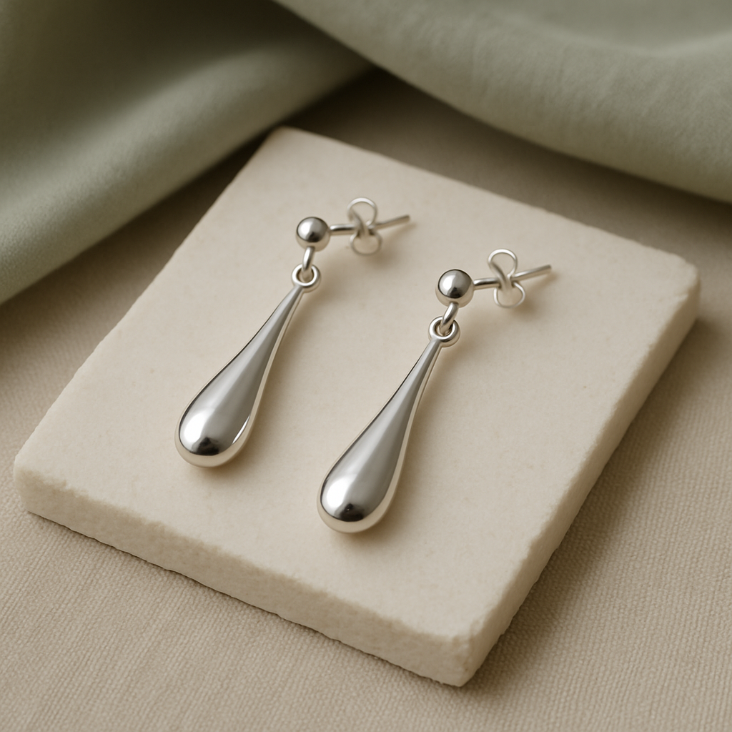 Dewdrop stud earrings