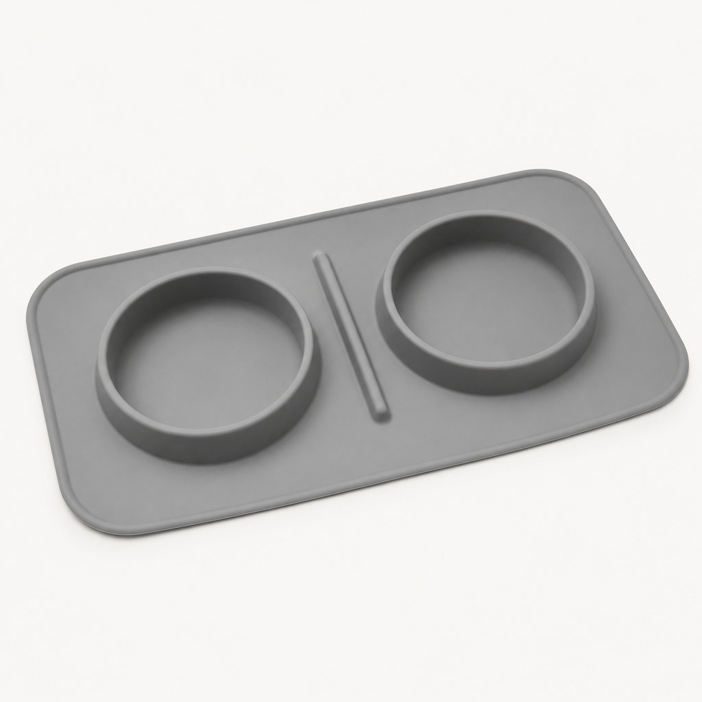 Double bowl silicone feeding mat with two bowl zones