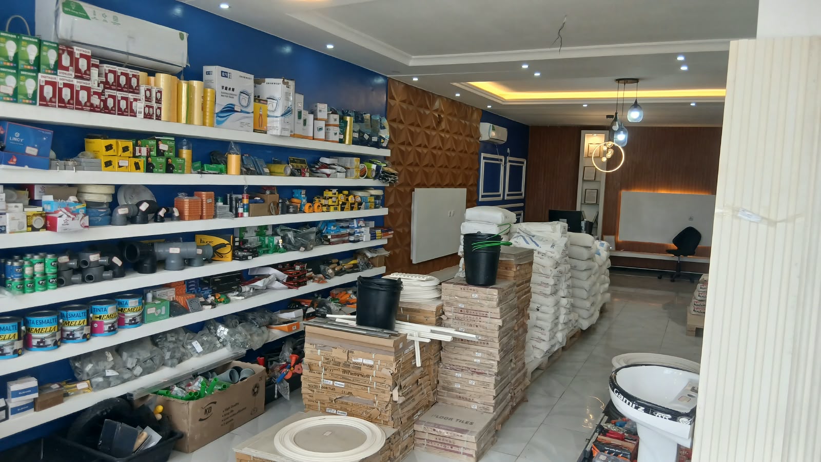 Blocos de gesso para construção de divisórias internas